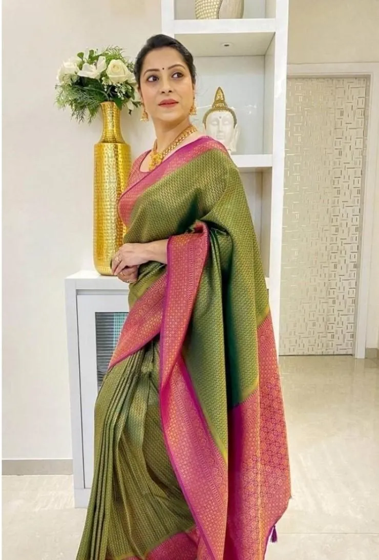 Generic Women's Soft Lichi Silk Printed Saree With Unstitched Blouse 5.5Mtr (Mehndi-Green)